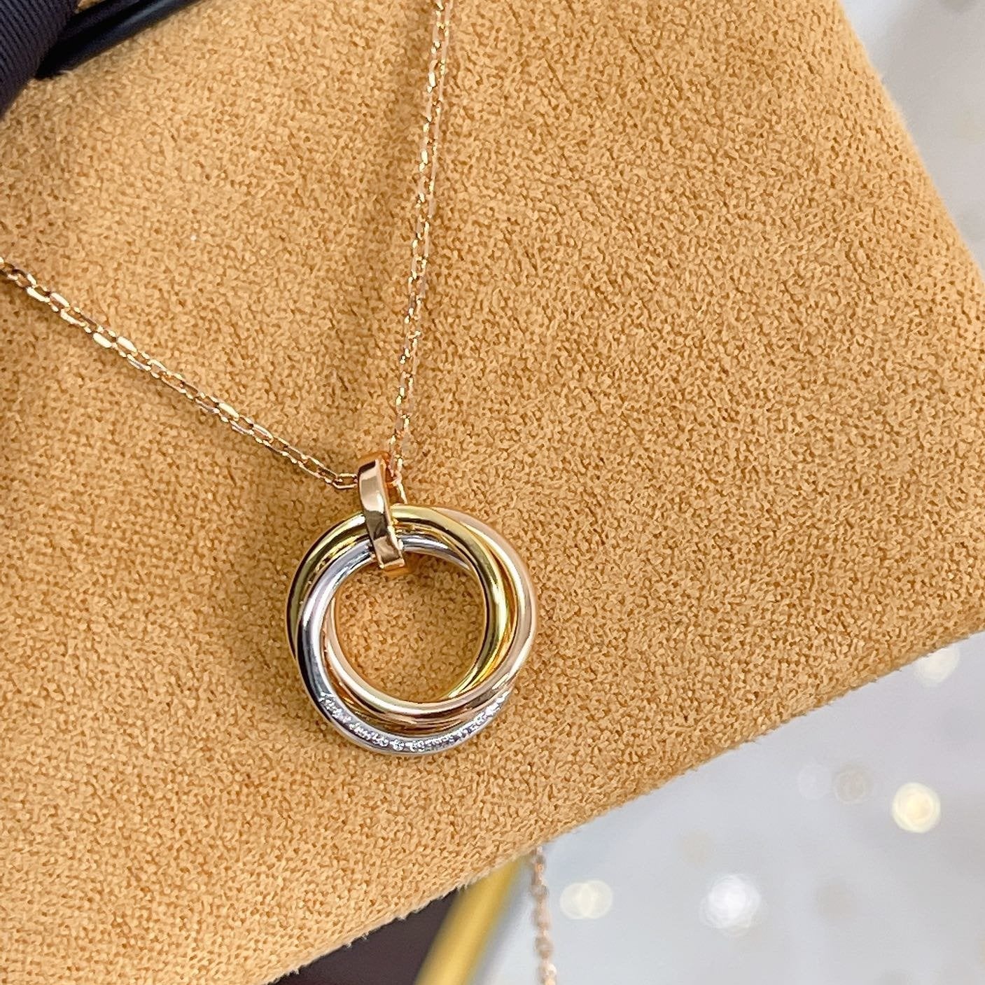 [Spark]TRINITY NECKLACE SILVER GOLD PINK GOLD DIAMONDS