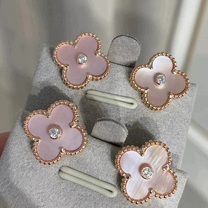 [Spark]CLOVER MEDIUM 1 MOTIFS  PINK MOP DIAMOND EARRINGS