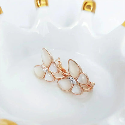 [Spark]BUTTERFLY MOP DIAMOND EARRINGS