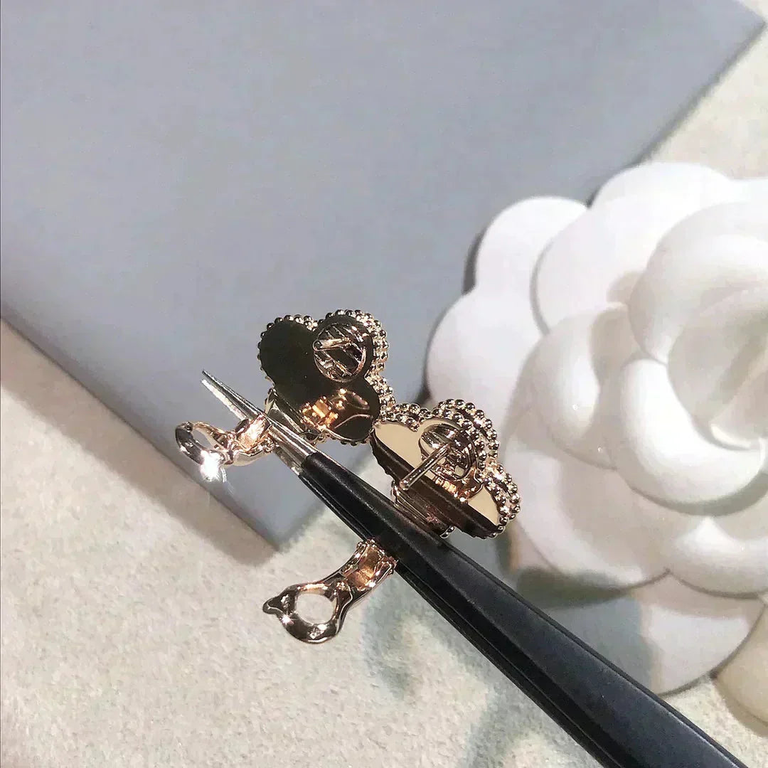 [Spark]CLOVER MEDIUM 1 MOTIFS  PINK MOP DIAMOND EARRINGS