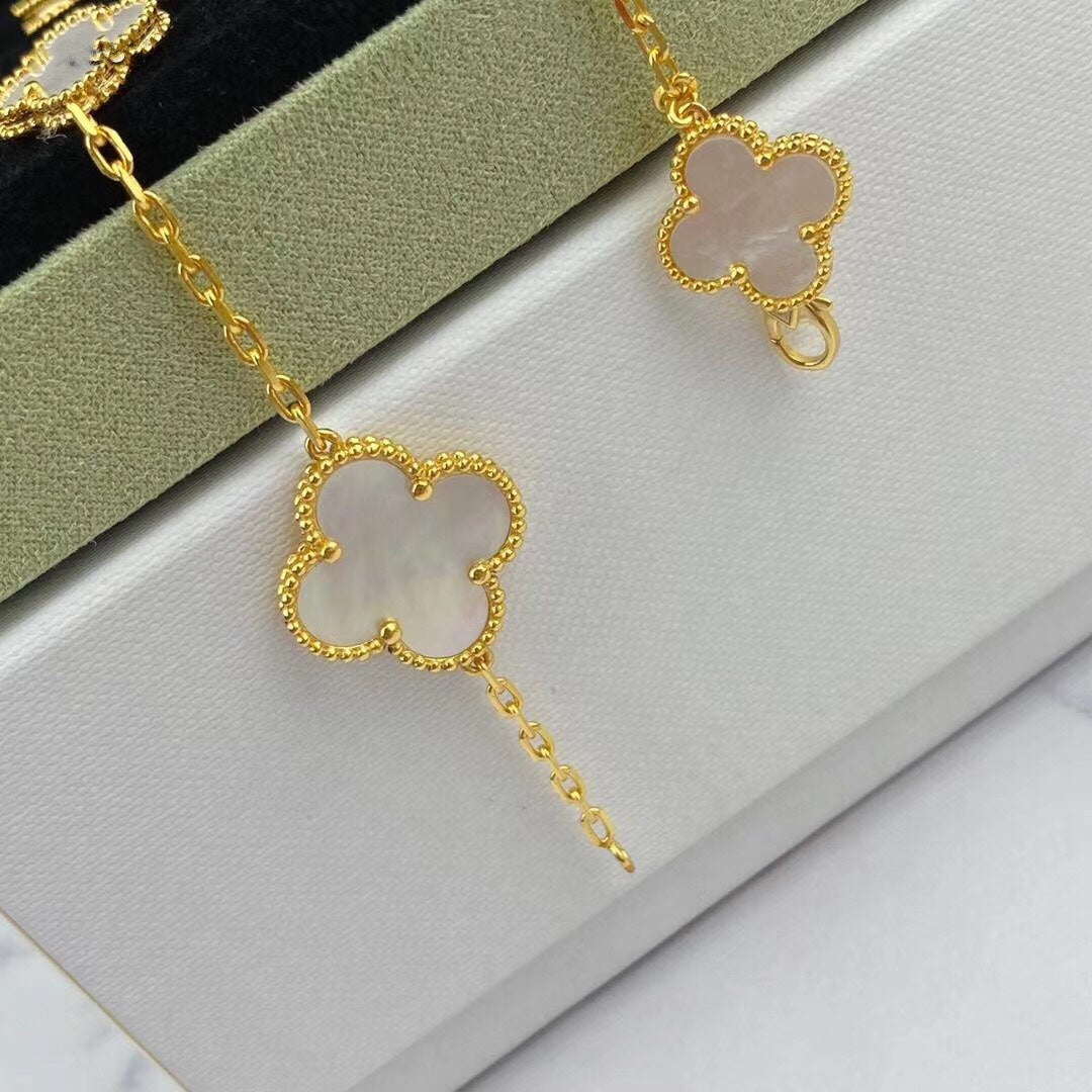 [Spark]MAGIC CLOVER MOP GOLD BRACELET 5 MOTIFS