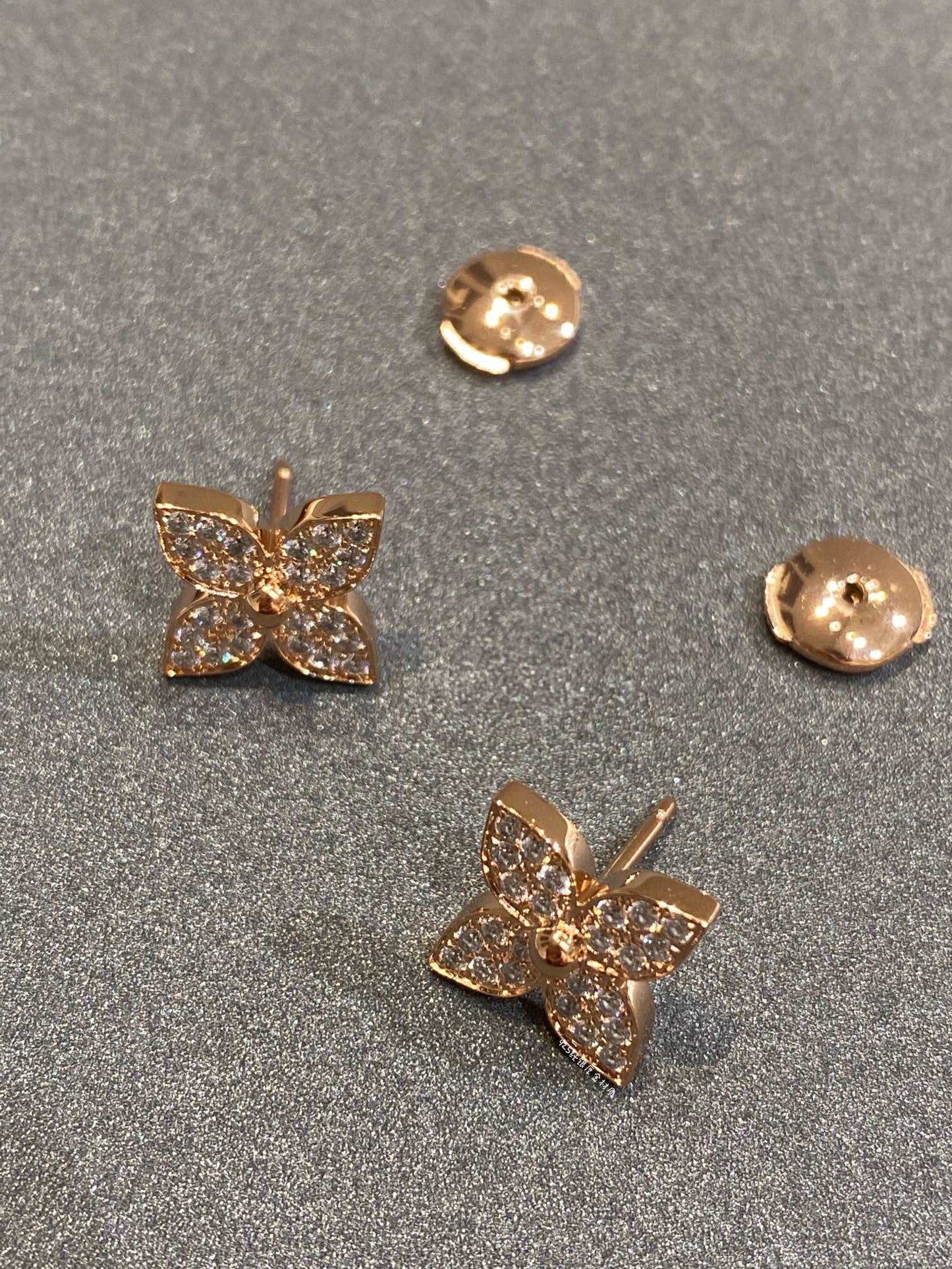 [Spark]STAR DIAMOND EARRINGS