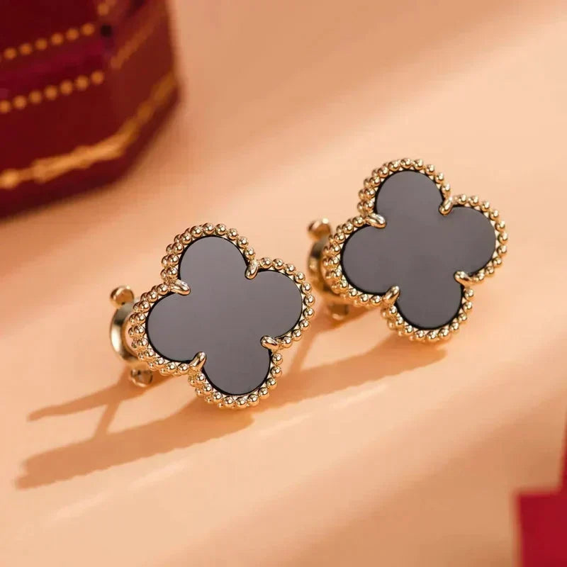 [Spark]CLOVER MEDIUM 1 MOTIFS  ONYX STUD EARRINGS