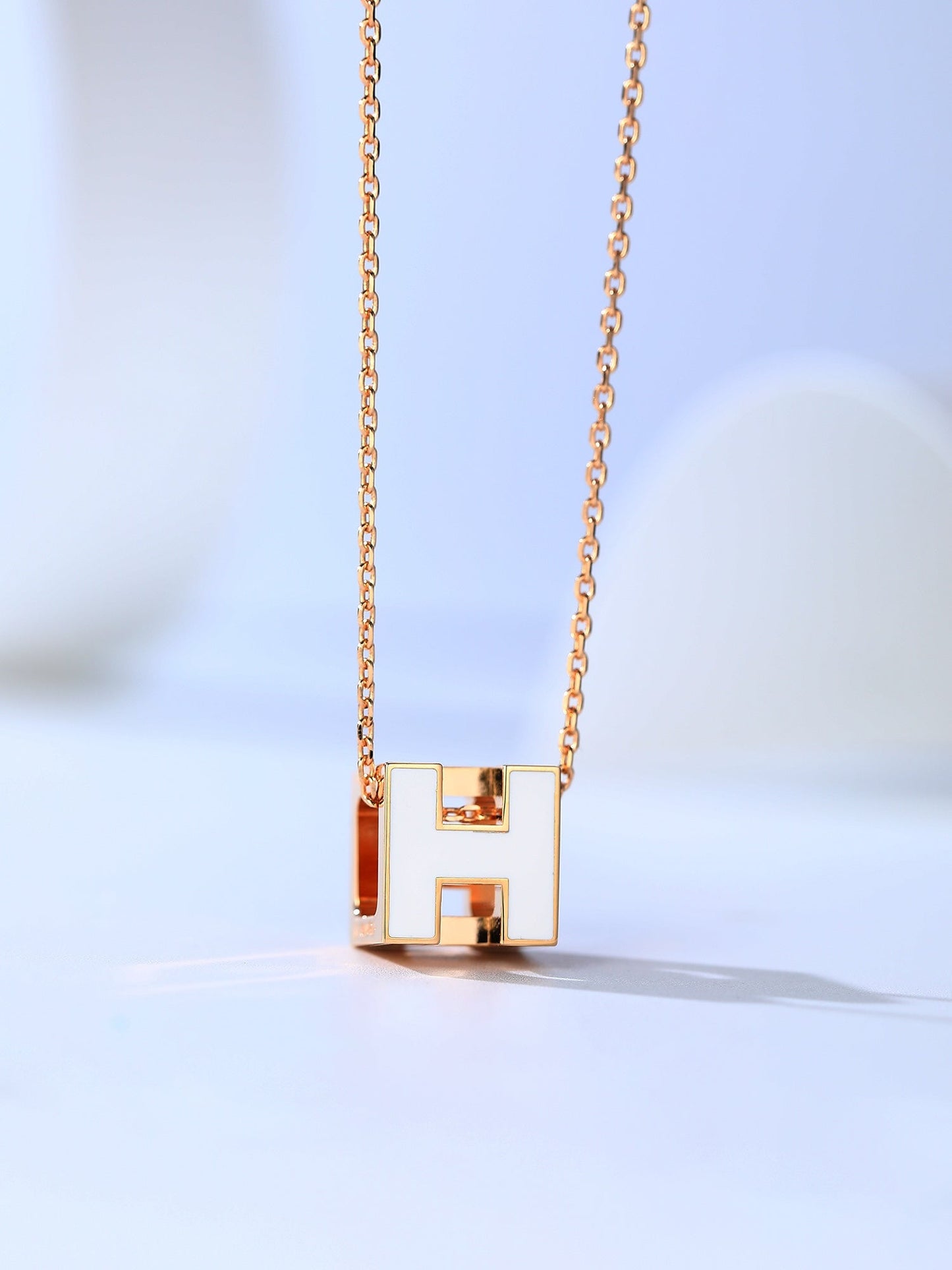 [Spark]H CAGE PINK GOLD NECKLACE