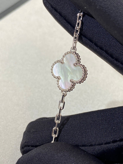 [Spark]CLOVER WHITE PEARL MOP 5 MOTIF BRACELET COLLECTION