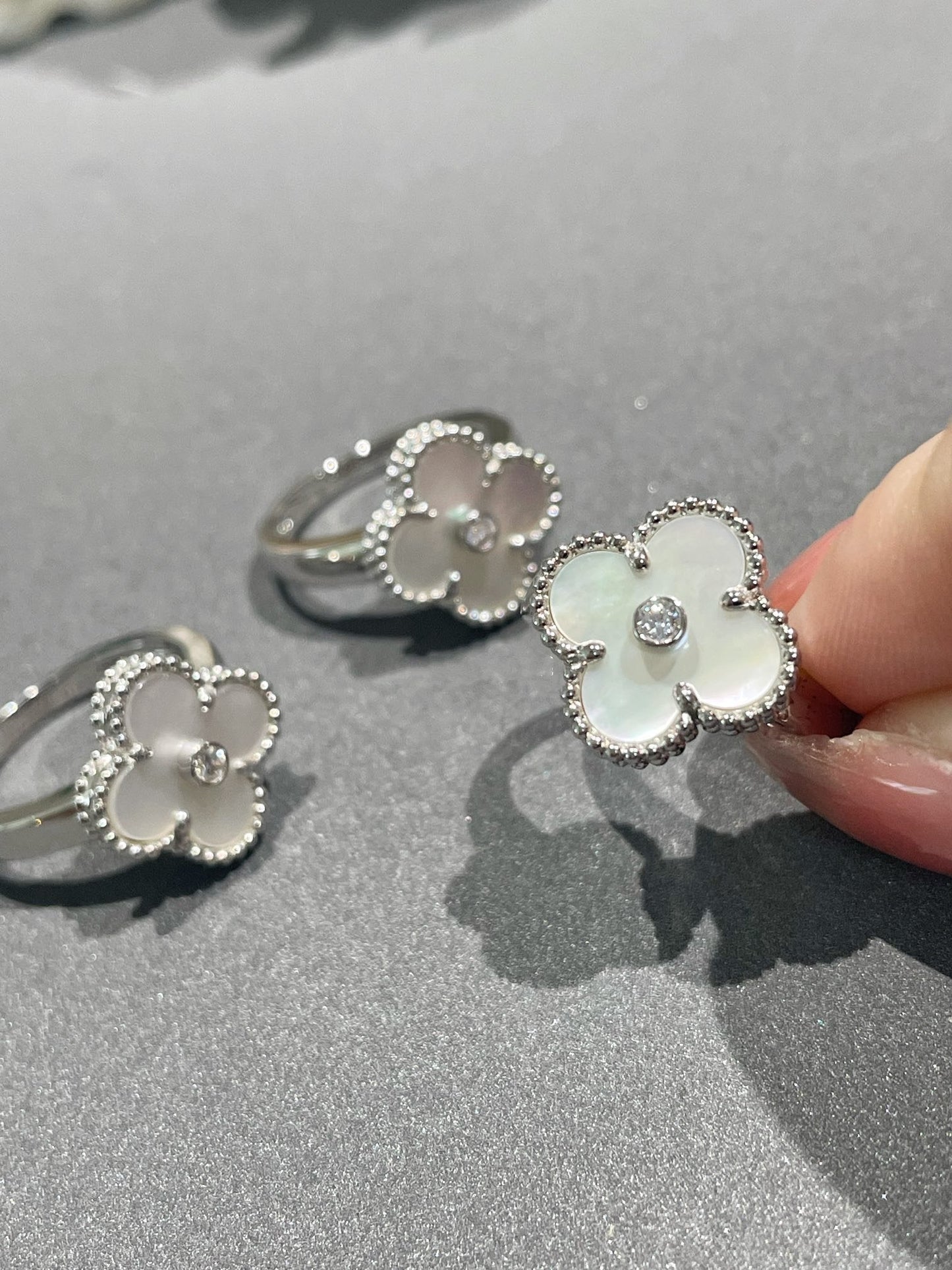 [Spark]CLOVER SILVER MOP DIAMOND RING