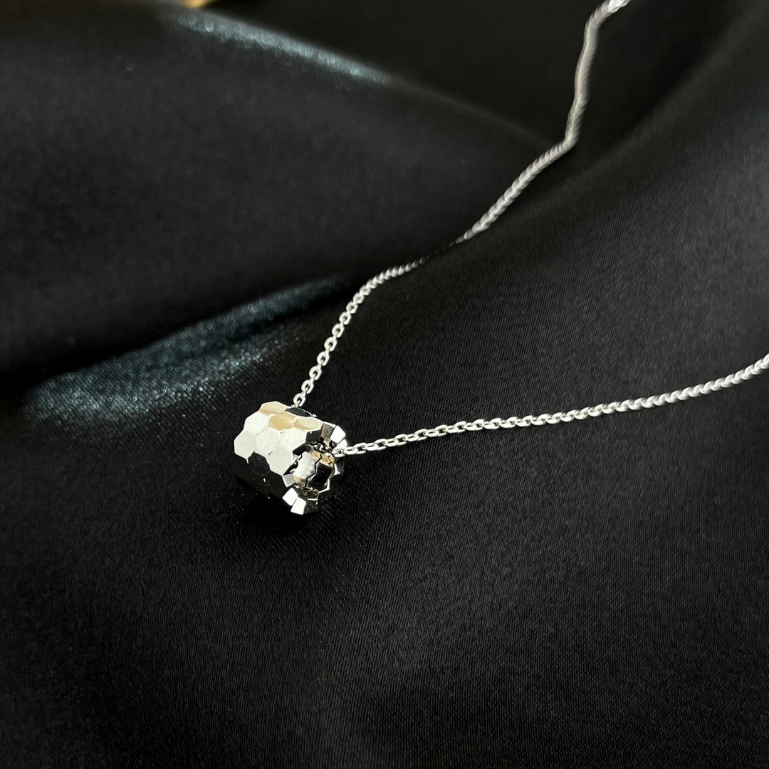 [Spark]BEE MINI NECKLACE