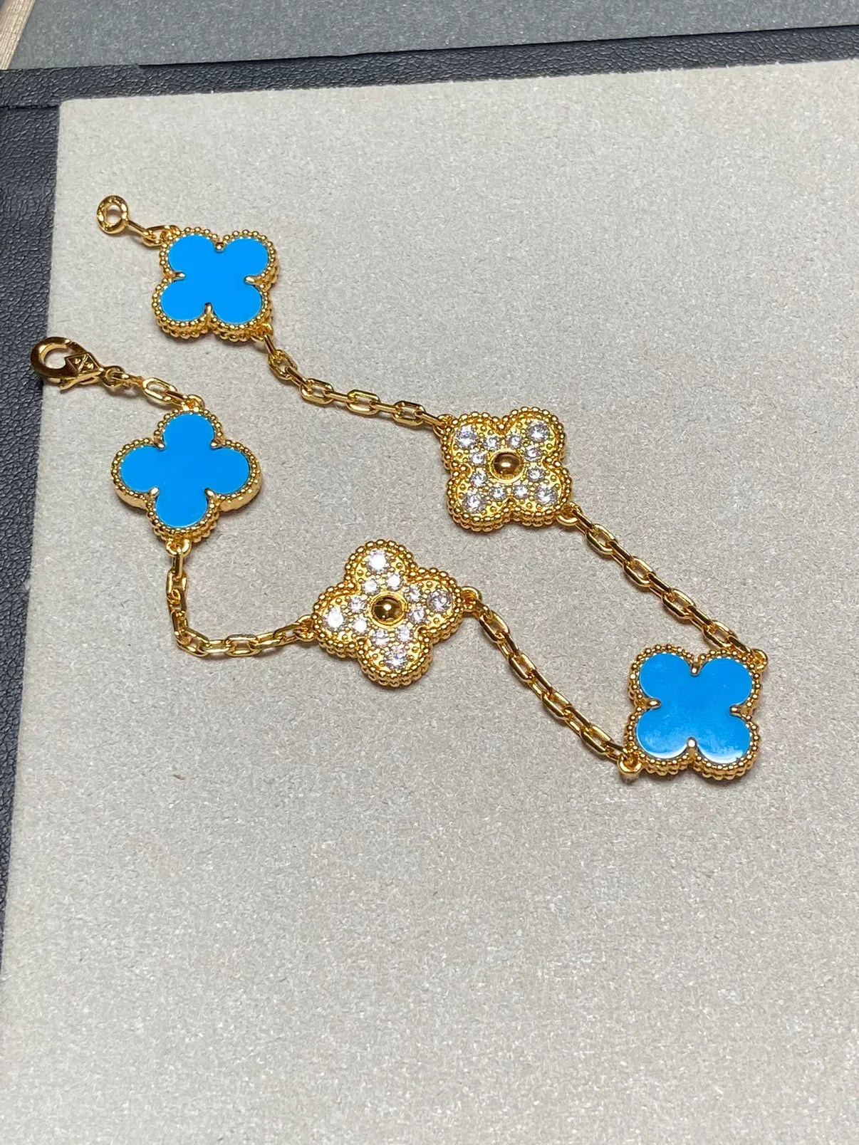 [Spark] CLOVER 5 MOTIF BLUE AGATE BRACELET COLLECTION