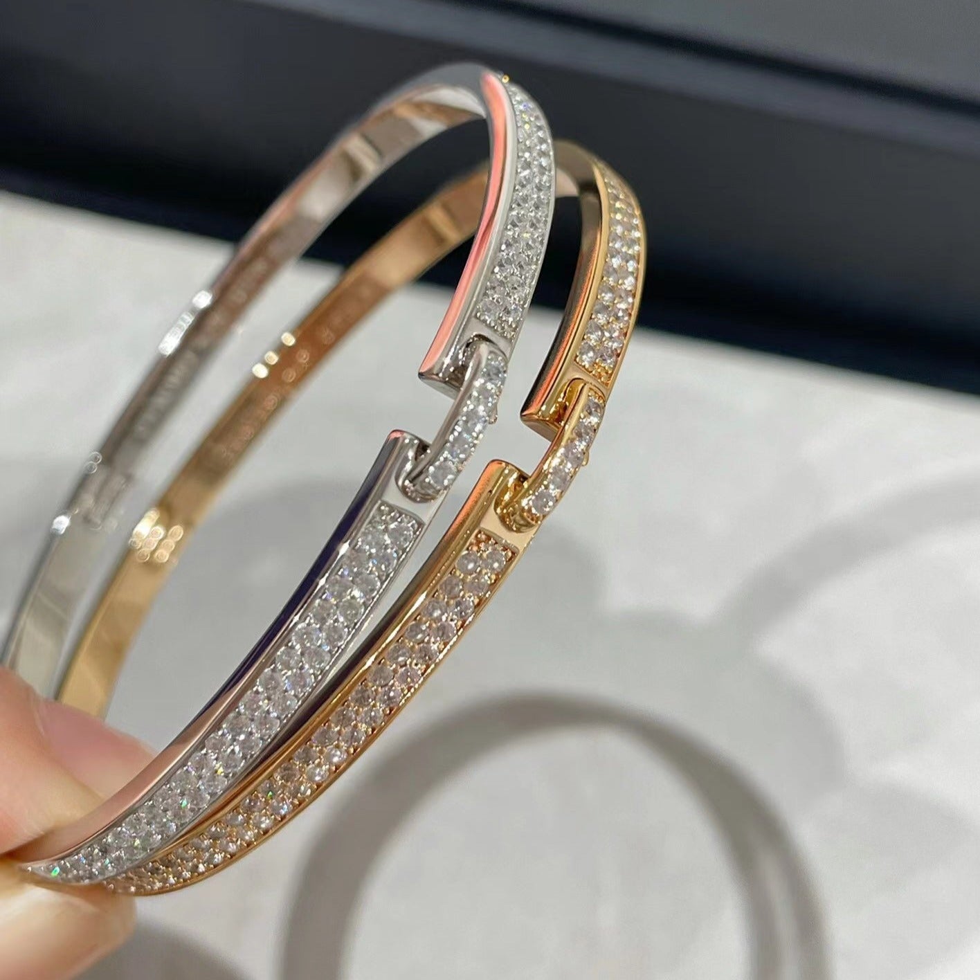 [Spark]LIENS VIDENCE DIAMOND PAVED BRACELET