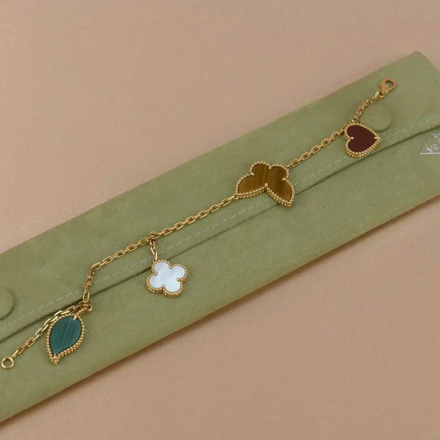 [Spark]LUCKY SPRING 5 MOTIF GOLD BRACELET