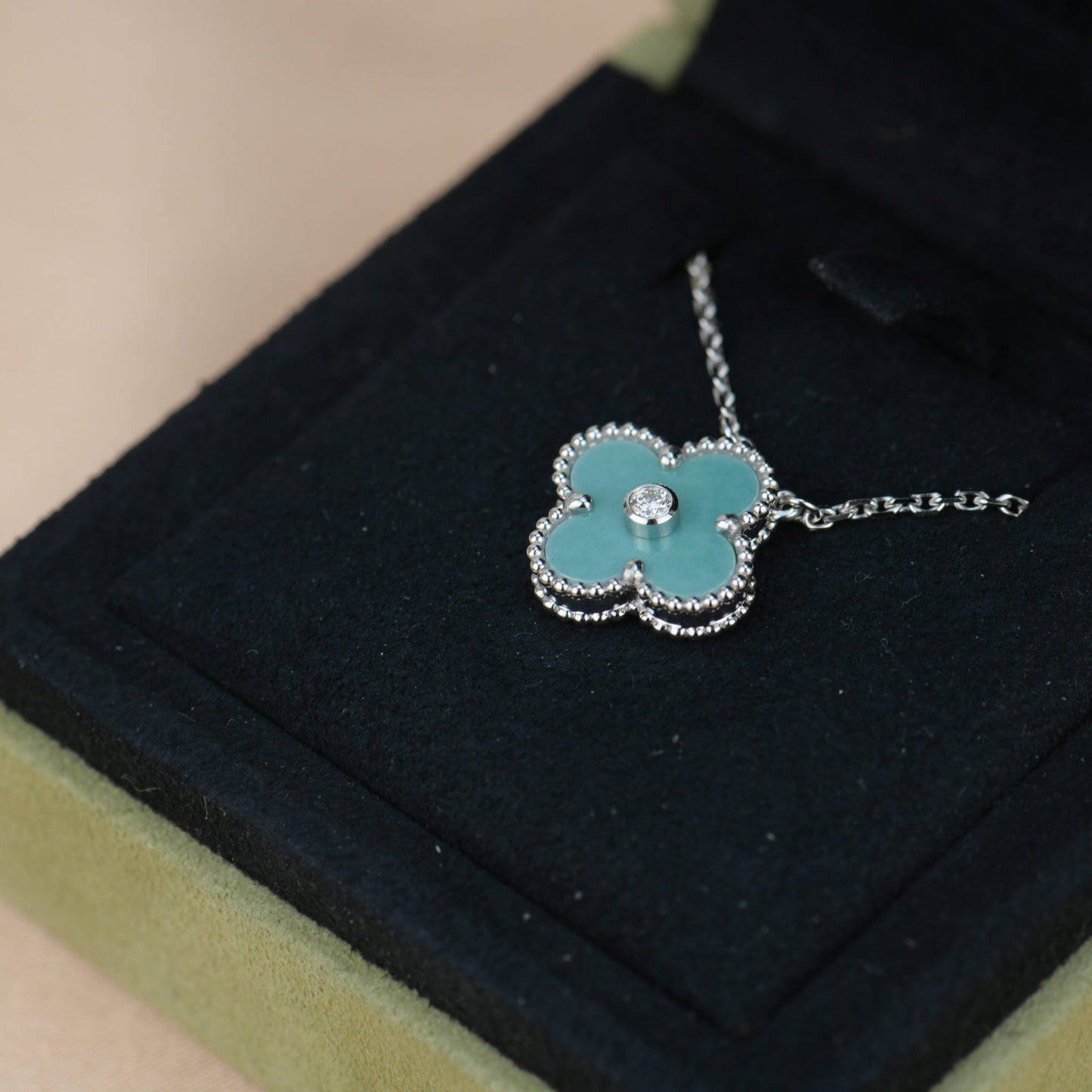 [Spark]CLOVER 15MM DIAMOND SVRES PORCELAIN  NECKLACE SILVER