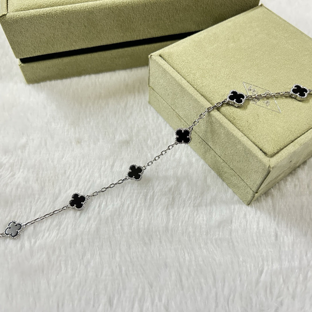 [Spark]CLOVER 6 MOTIF  ONYXS BRACELET-w