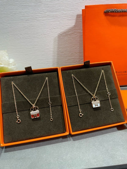 [Spark]H CIRCE MOISSANITE PENDANT NECKLACE GOLD