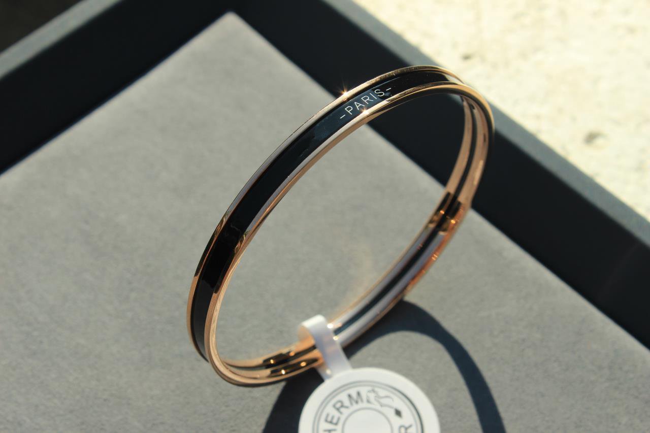 [Spark]HM UNI BANGLE BAG