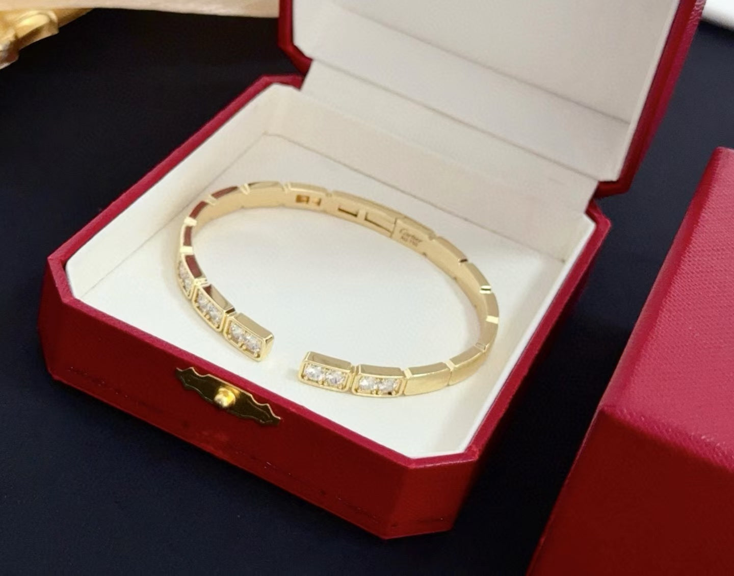 [Spark jewelrys]LOVE DIAMOND OPEN  BRACELET