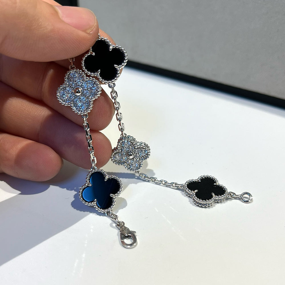 [Spark] CLOVER 5 MOTIF ONYXS BRACELET COLLECTION