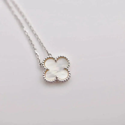 [Spark]CLOVER  15MM WHITE MOTHER-OF-PEARL SILVER