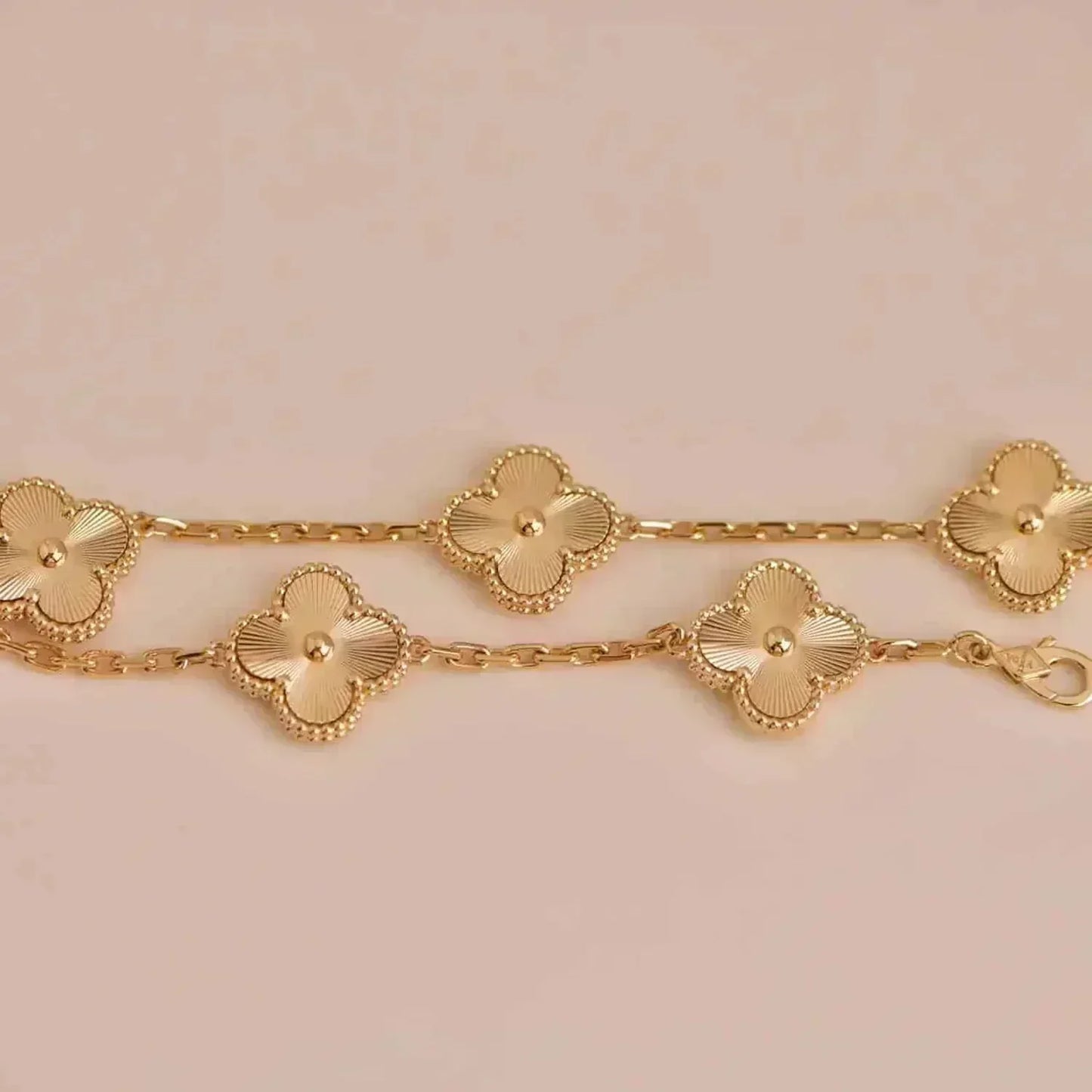 [Spark] CLOVER 5 MOTIF LASER BRACELET COLLECTION