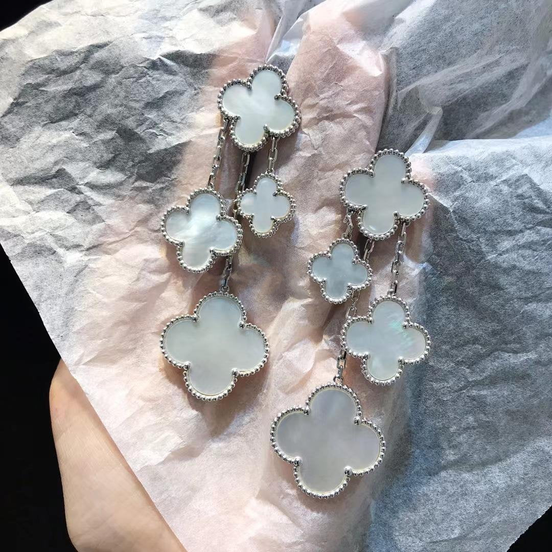 [Spark]CLOVER EARRINGS WHITE MOP 4 MOTIFS SILVER